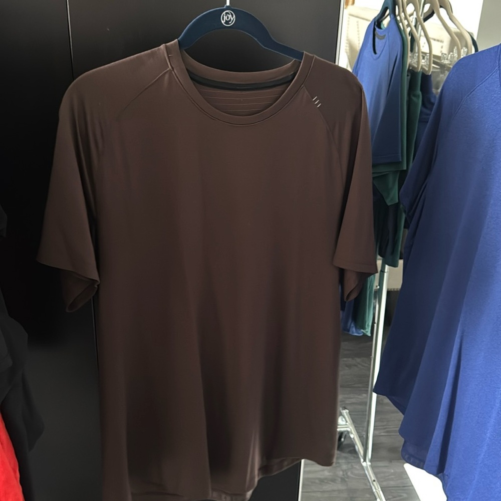 Brown - espresso Lululemon License to Train Short Sleeve